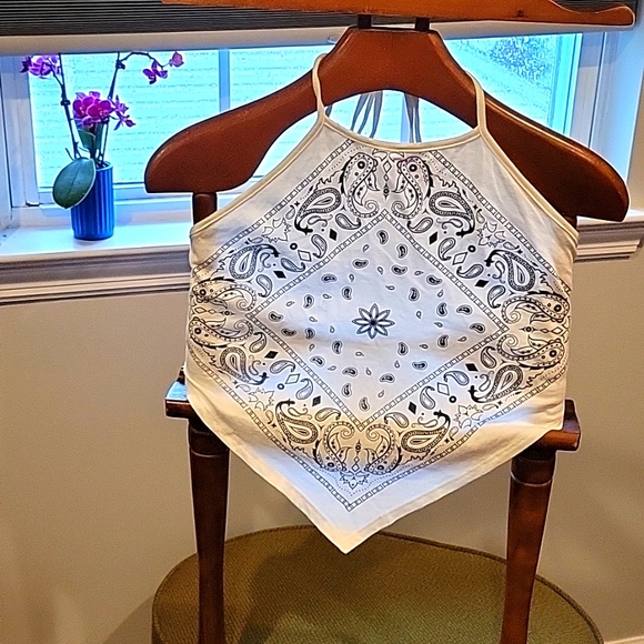 Whit and blank handkerchief print halter top - Picture 1 of 4